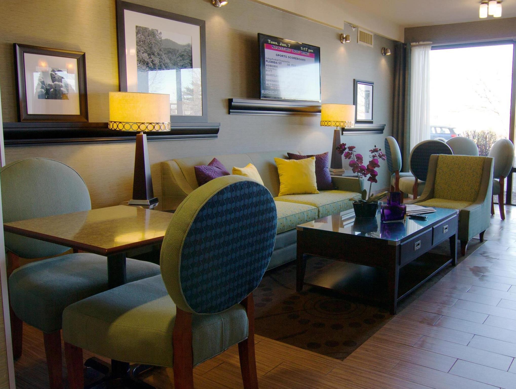 Hampton Inn Winchester-University/ Mall Ngoại thất bức ảnh