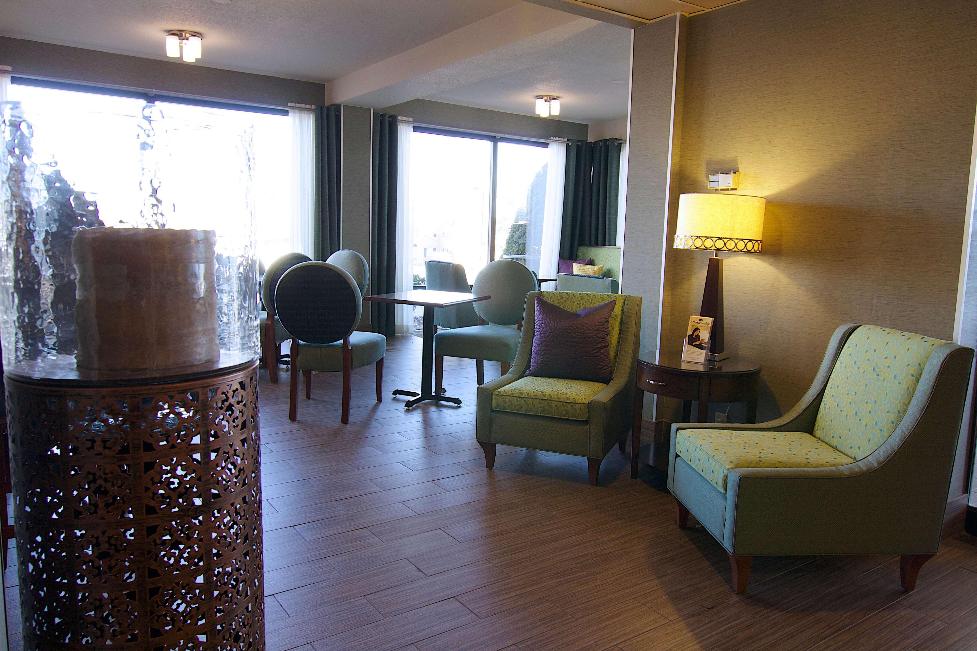 Hampton Inn Winchester-University/ Mall Ngoại thất bức ảnh
