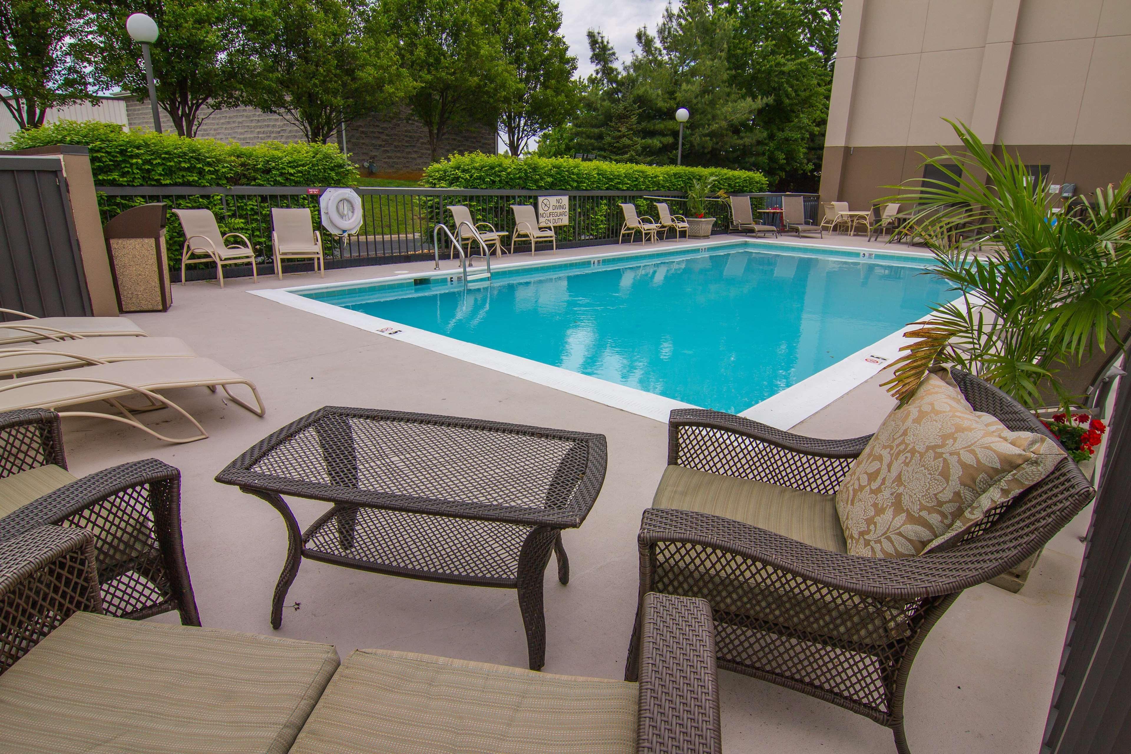 Hampton Inn Winchester-University/ Mall Ngoại thất bức ảnh
