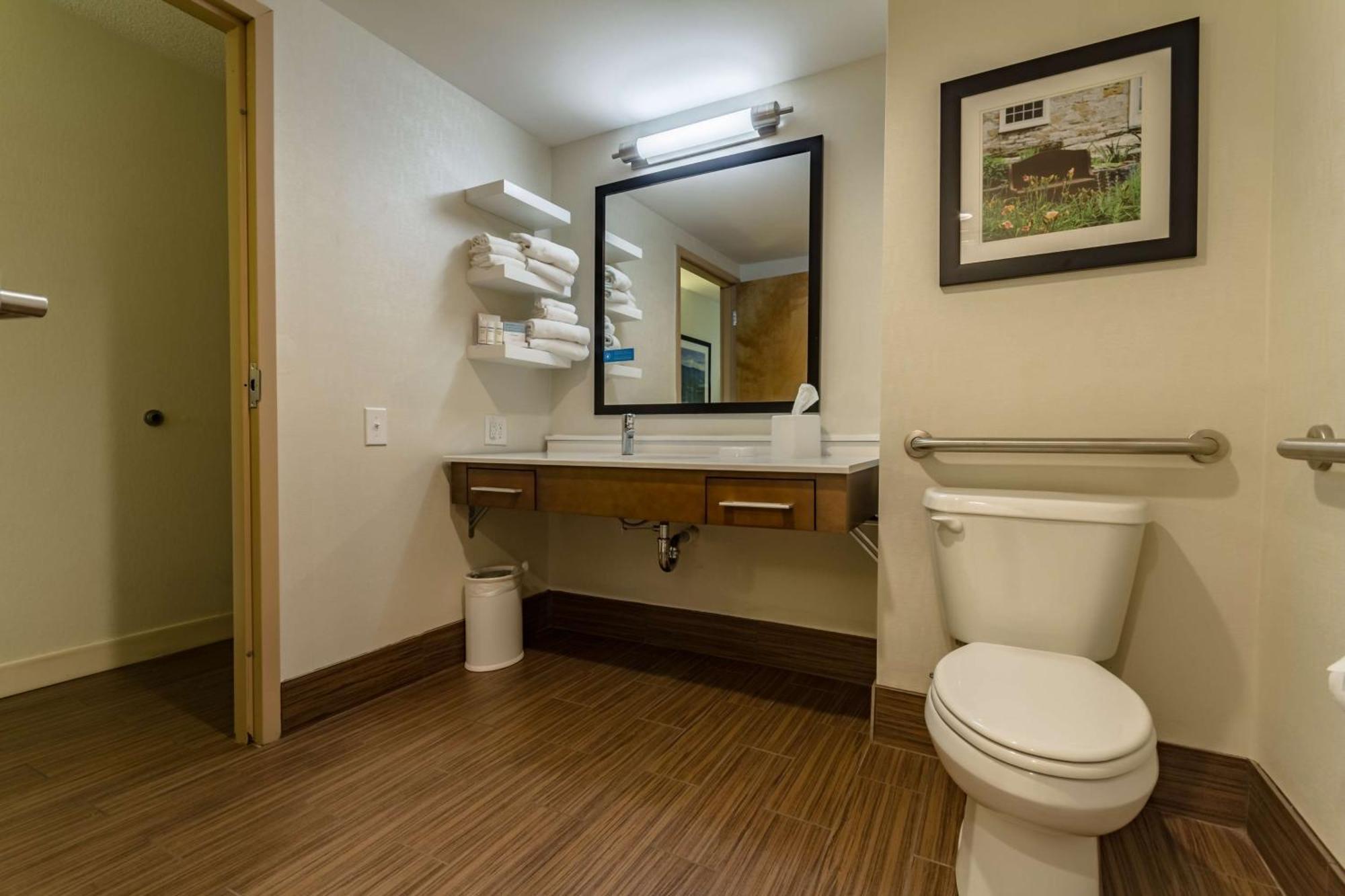 Hampton Inn Winchester-University/ Mall Ngoại thất bức ảnh