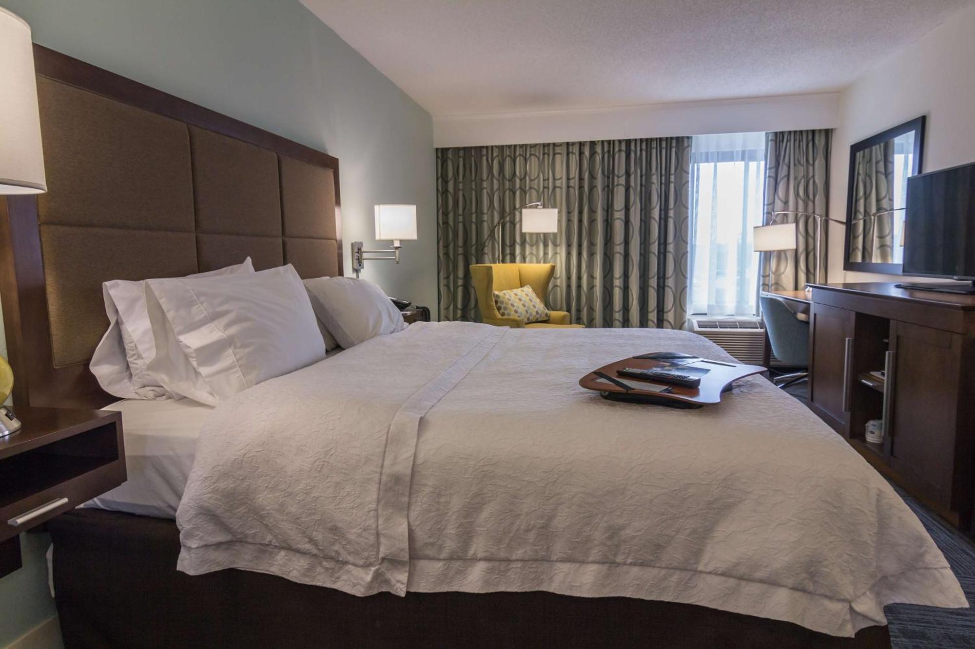 Hampton Inn Winchester-University/ Mall Ngoại thất bức ảnh