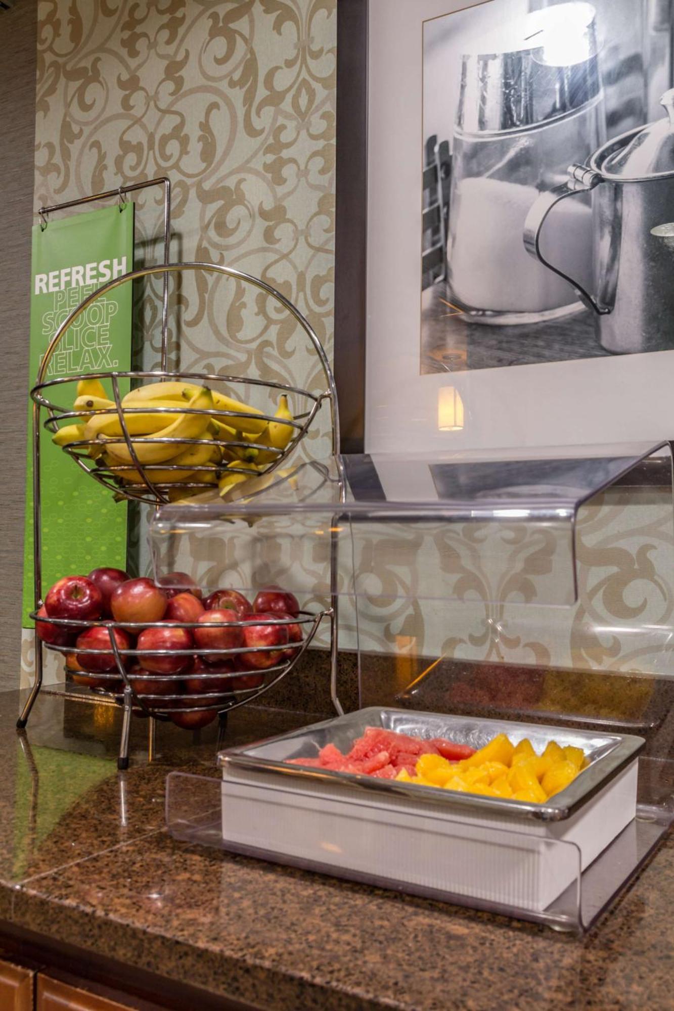 Hampton Inn Winchester-University/ Mall Ngoại thất bức ảnh