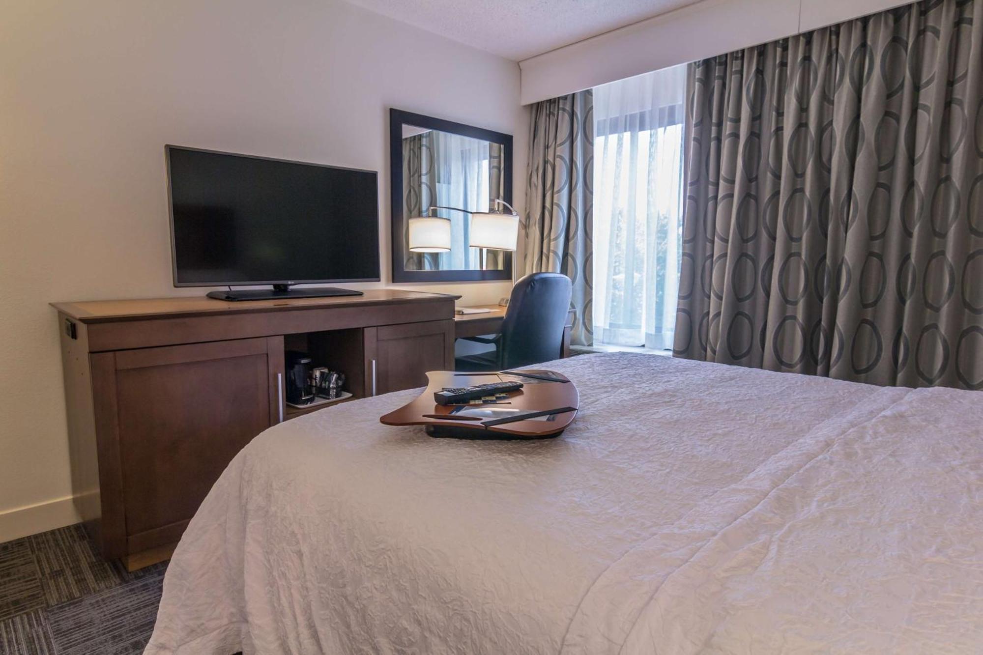 Hampton Inn Winchester-University/ Mall Ngoại thất bức ảnh