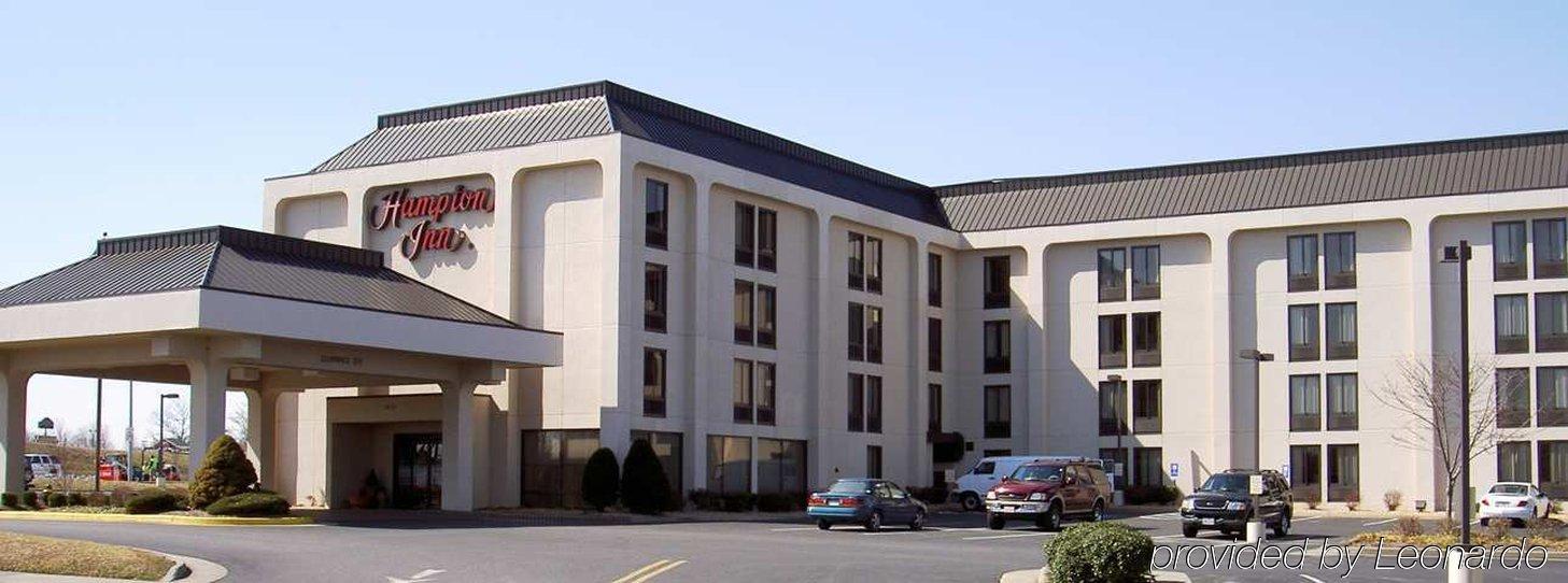 Hampton Inn Winchester-University/ Mall Ngoại thất bức ảnh