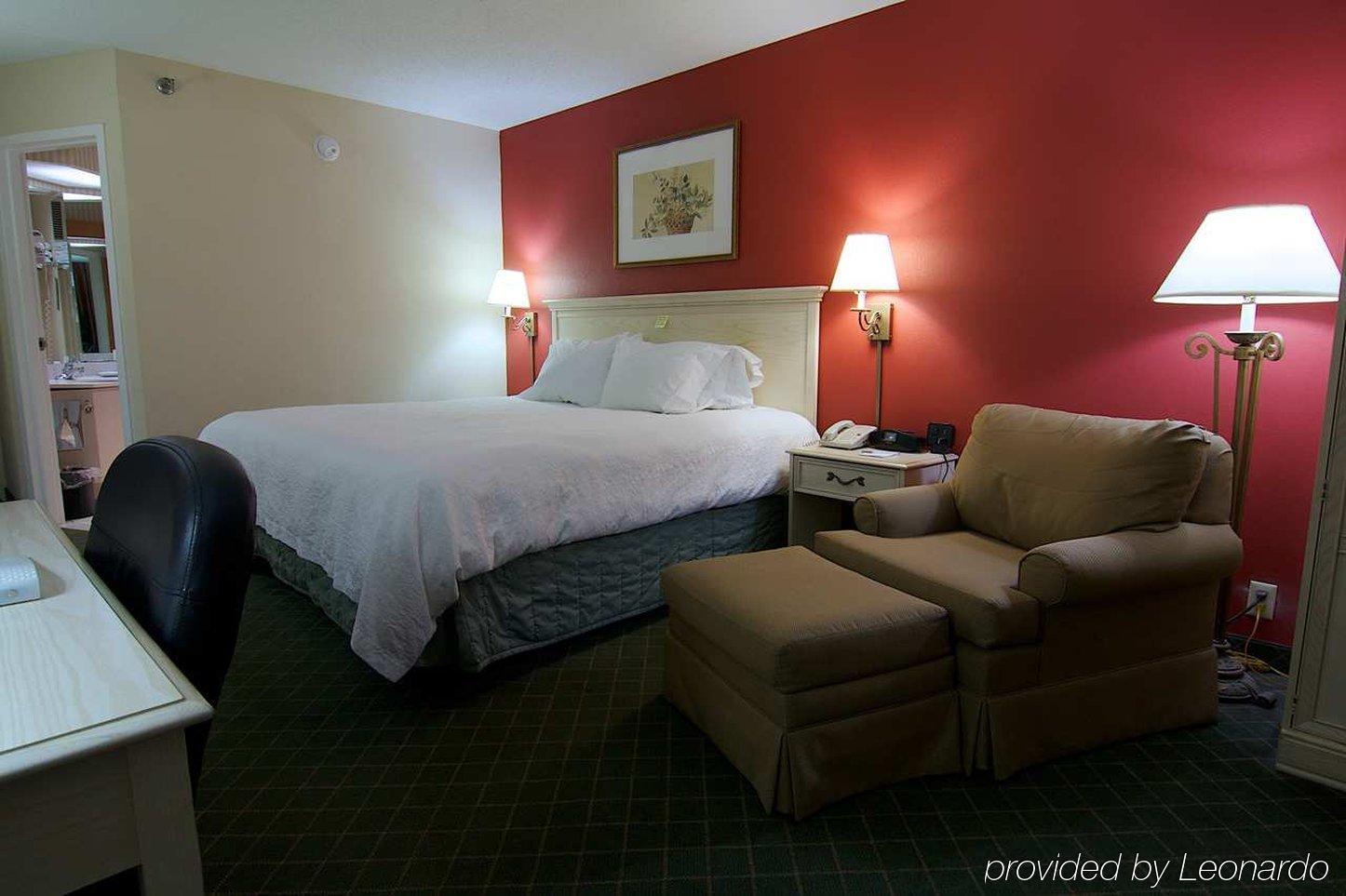 Hampton Inn Winchester-University/ Mall Ngoại thất bức ảnh