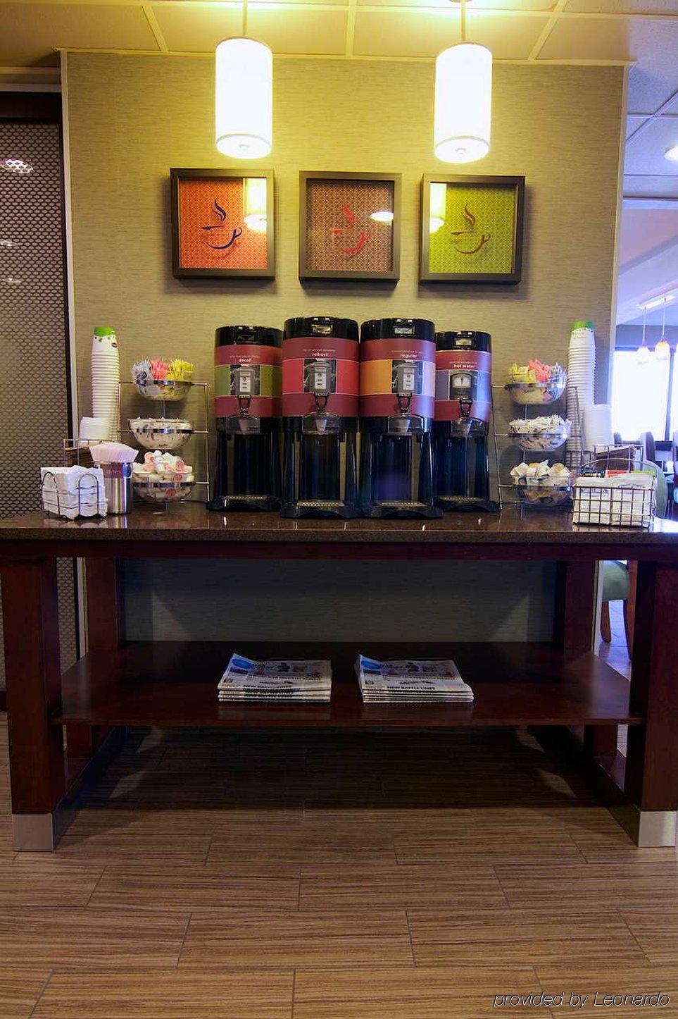 Hampton Inn Winchester-University/ Mall Ngoại thất bức ảnh