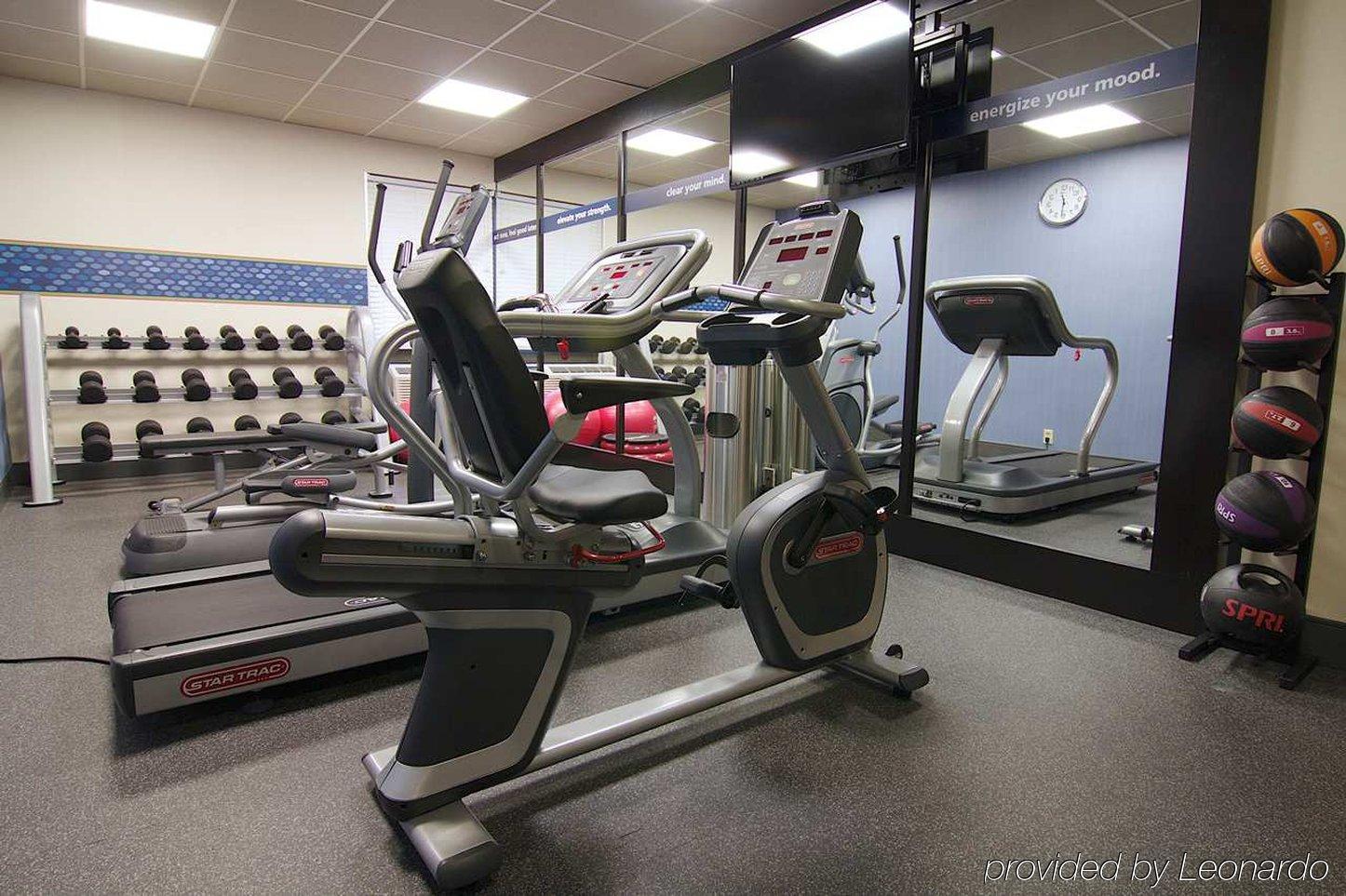 Hampton Inn Winchester-University/ Mall Ngoại thất bức ảnh