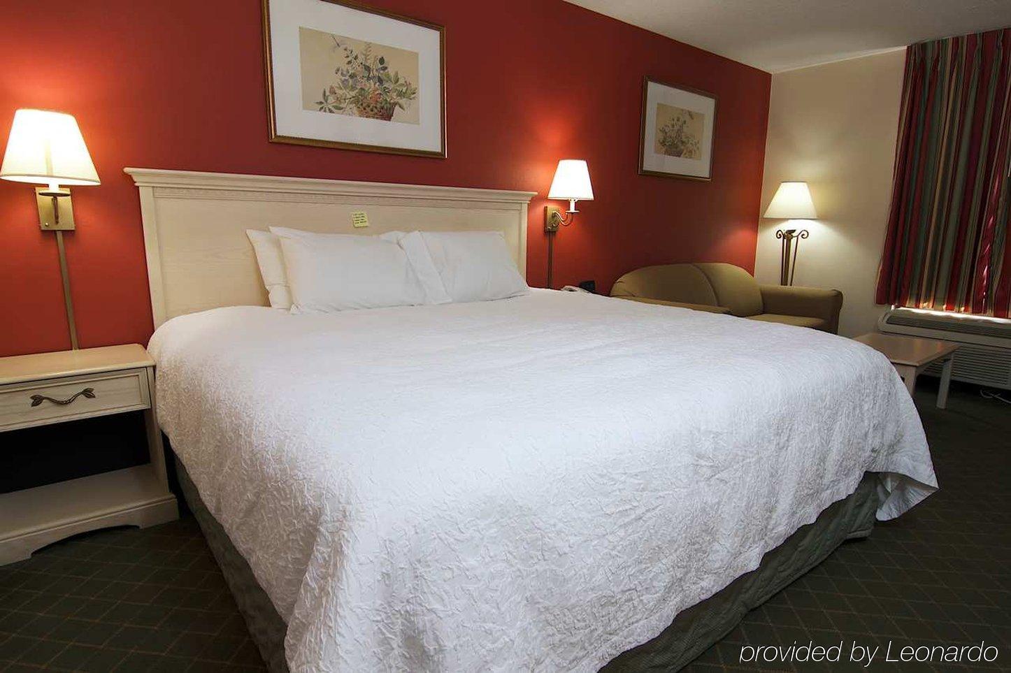 Hampton Inn Winchester-University/ Mall Ngoại thất bức ảnh