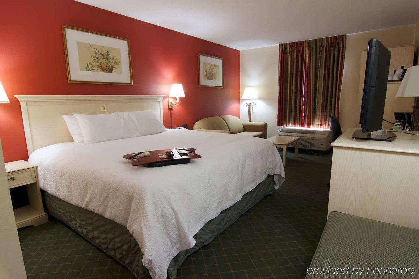 Hampton Inn Winchester-University/ Mall Ngoại thất bức ảnh