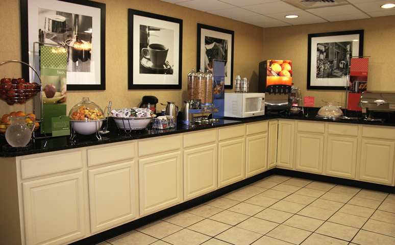 Hampton Inn Winchester-University/ Mall Ngoại thất bức ảnh
